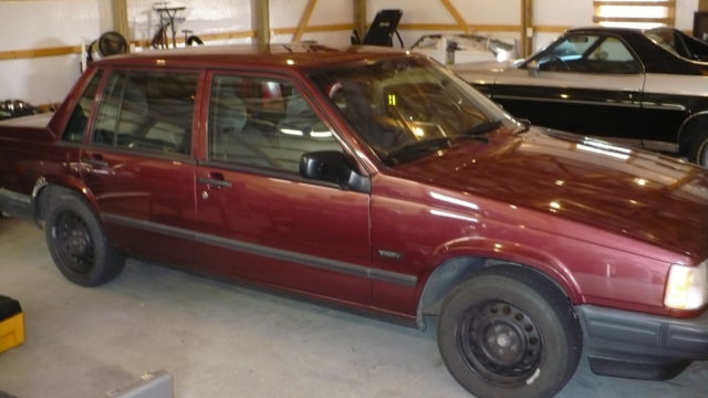 1991 volvo 740 gl immaculate condition, dealer service records