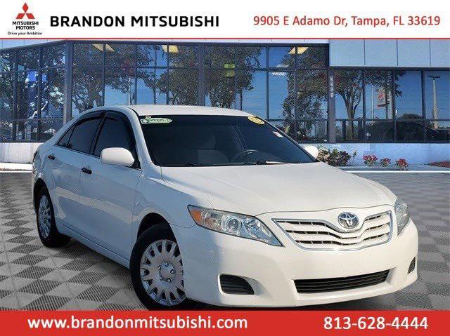 2011 toyota camry le