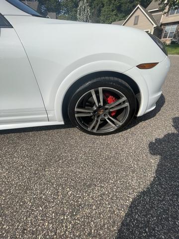 2013 porsche cayenne gts