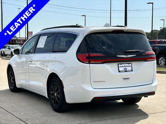 2022 chrysler pacifica touring l
