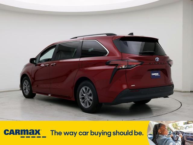 2022 toyota sienna xle