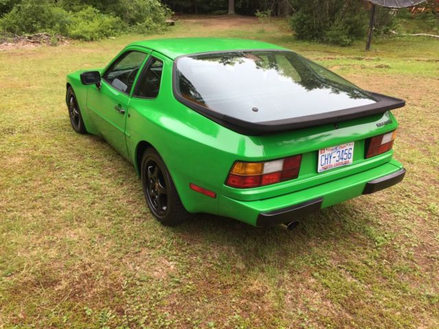 1987 porsche 944 base, 5 speed manual 119,000 miles