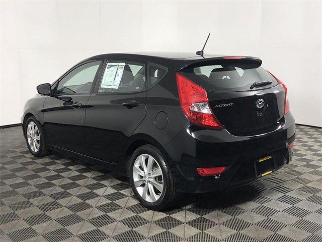 used 2013 hyundai accent se hatchback cuyahoga falls, oh 44221 for sale in cuyahoga falls, ohio