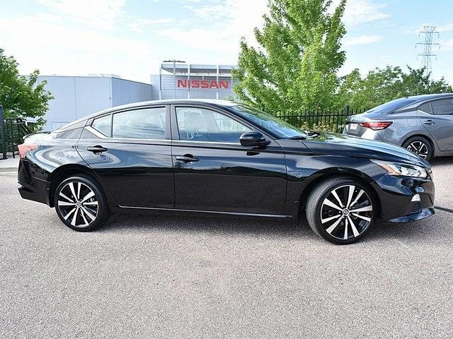 2022 nissan altima sr intelligent awd
