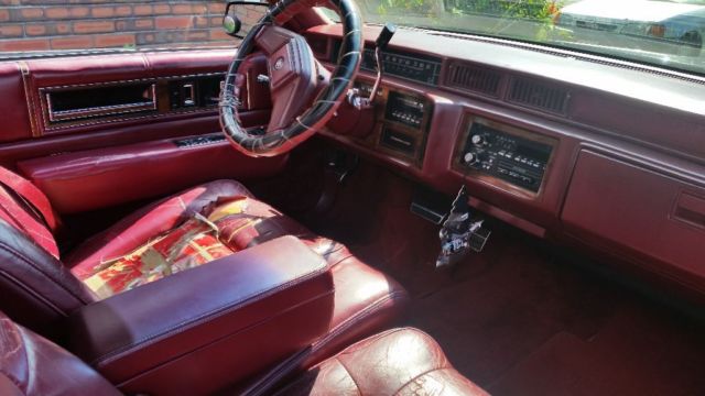 1989cadillac coupe deville