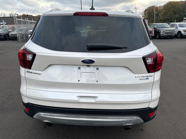 2019 ford escape titanium
