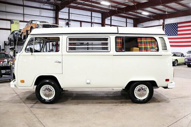 1973 volkswagen westfalia 31665 miles cream station wagon 4-cylinder manual