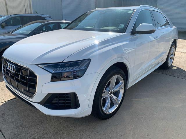 2023 audi q8 premium