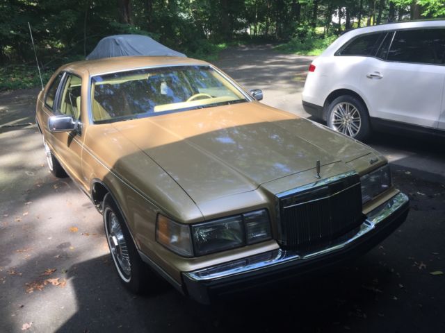 1984 continental mark vii bill blass 36,000 miles