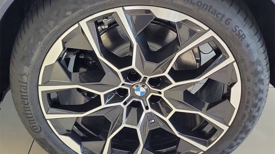 2025 BMW X7