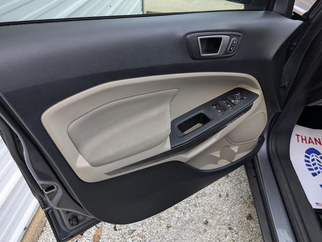 2019 ford ecosport se