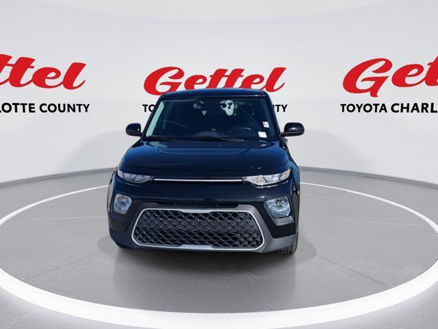 2022 kia soul lx