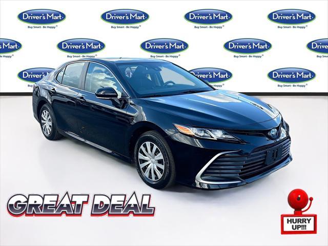 2022 toyota camry le