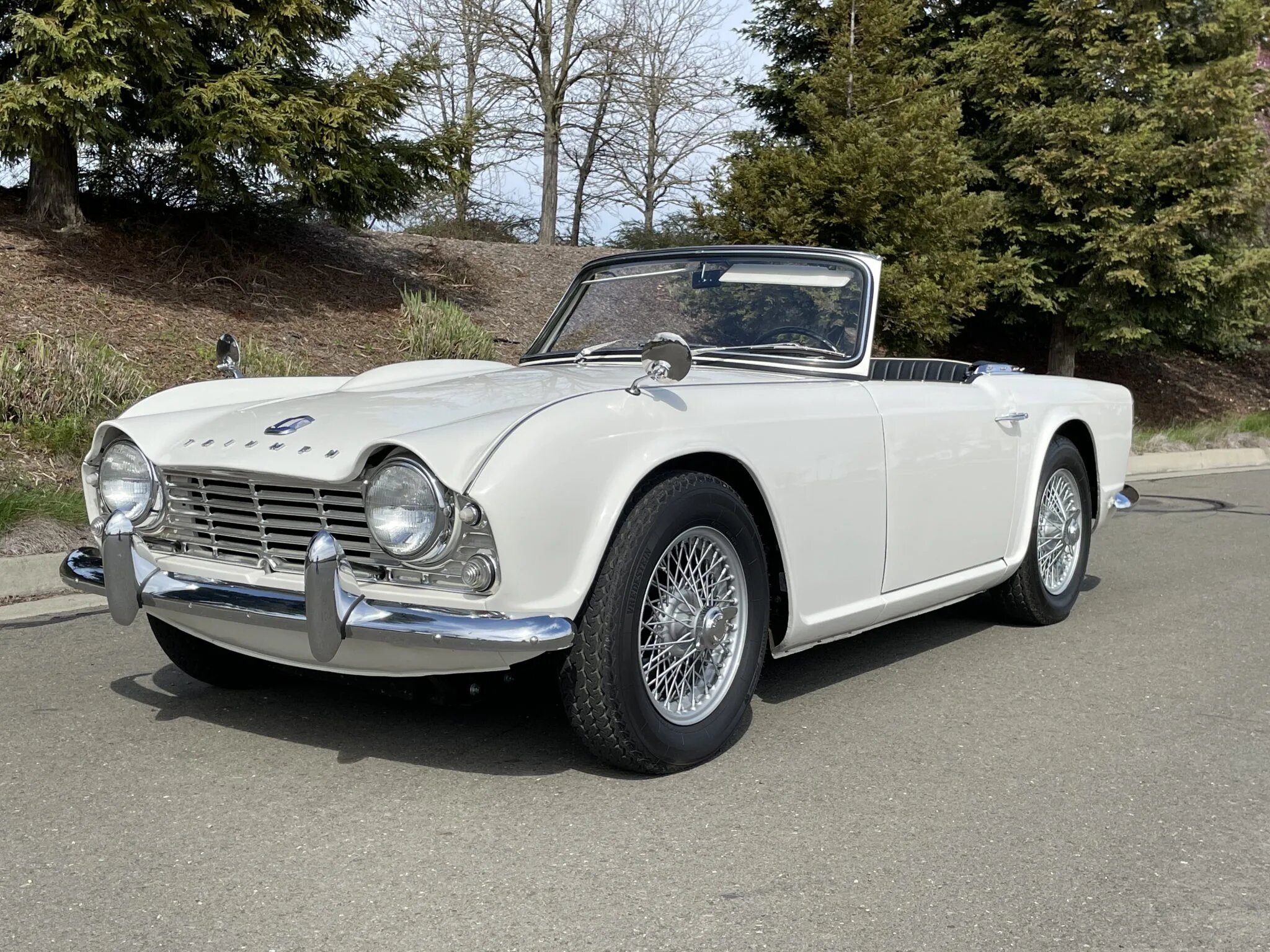 triumph tr4