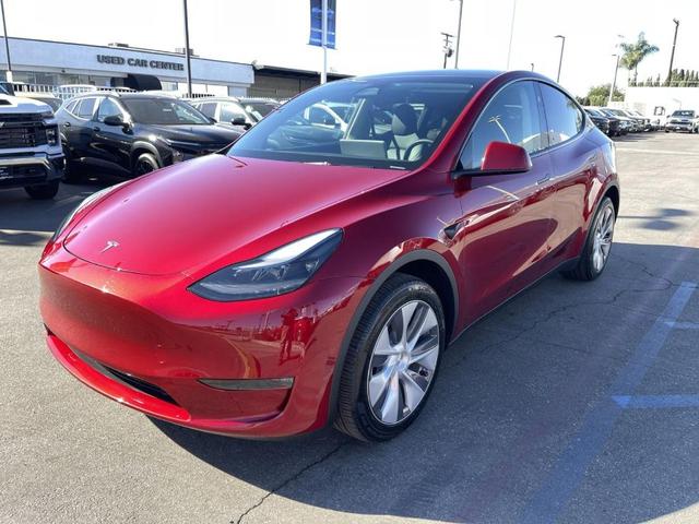 2024 tesla model y long range