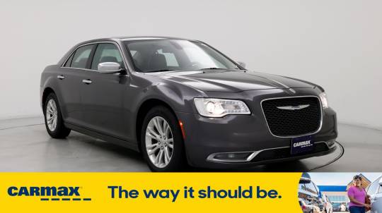 2017 Chrysler 300