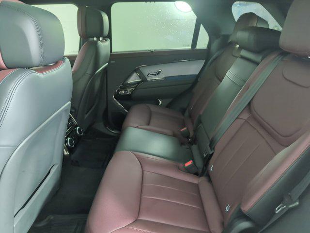 2024 land rover range rover sport 40 prestige
