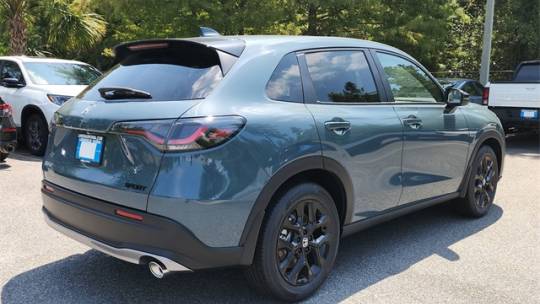 2025 Honda HR-V s