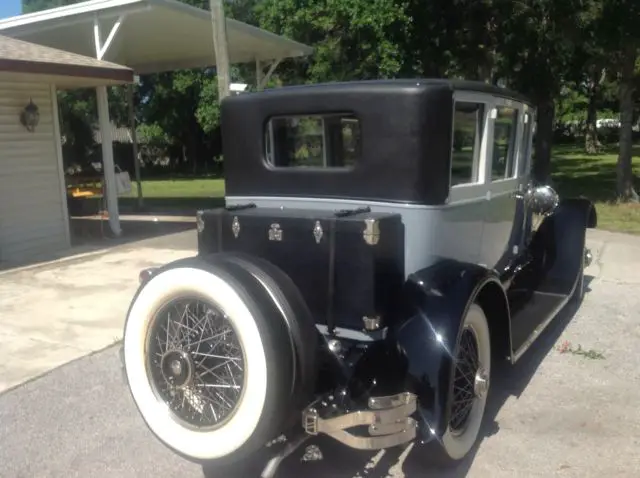 1925 lincoln four door