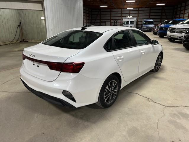2024 kia forte lxs