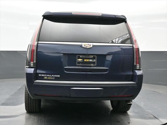 2018 cadillac escalade luxury