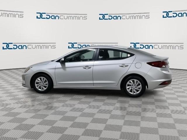 2020 hyundai elantra se