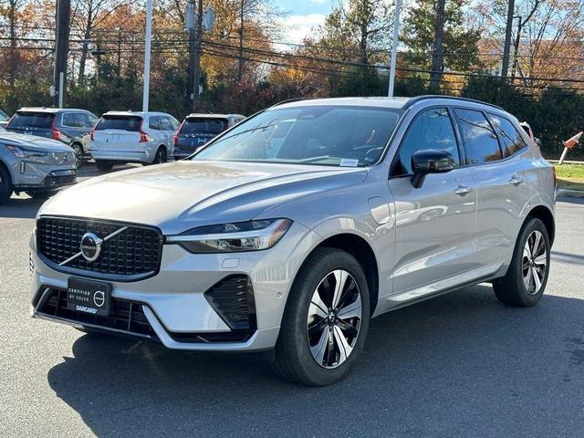 2024 volvo xc60 recharge plug-in hybrid t8 plus dark theme