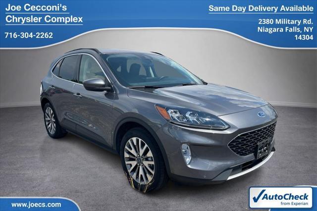 2021 ford escape titanium