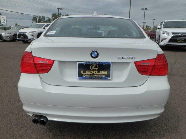 used 2011 bmw 328i sedan eugene, or 97401 for sale in college crest, oregon
