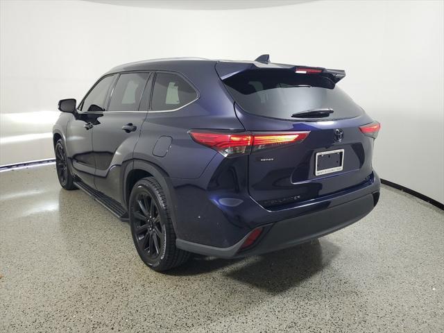 2022 toyota highlander xle