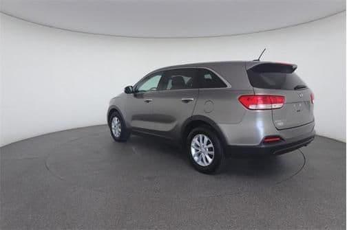 2017 kia sorento 2.4l l 4dr front-wheel drive in defiance, ohio