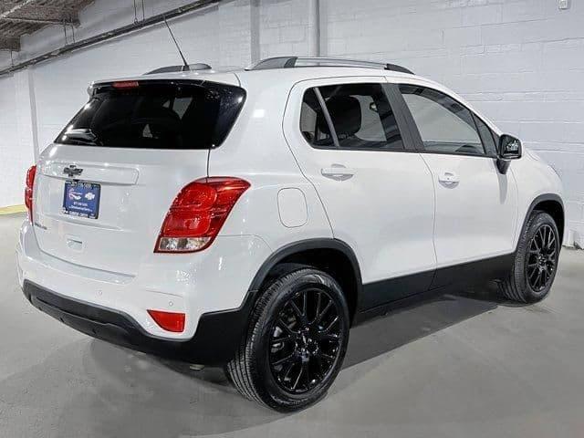 2022 chevrolet trax lt in flushing, new york
