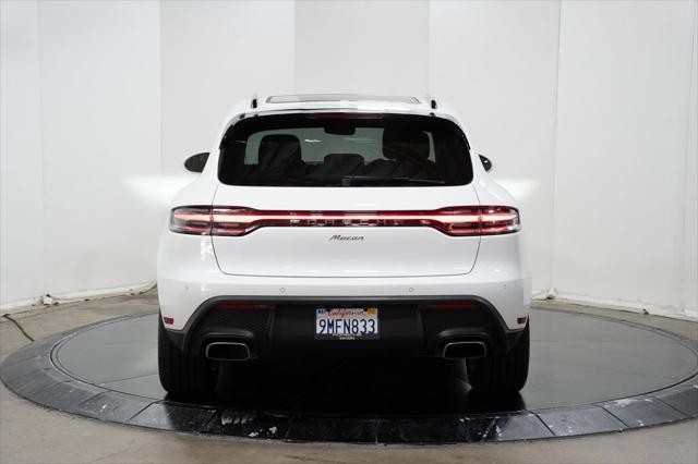 2024 porsche macan base