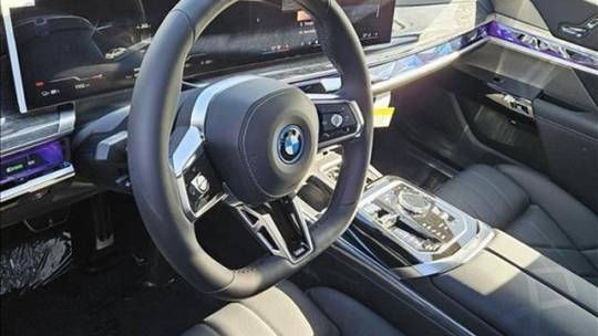 2024 BMW i7