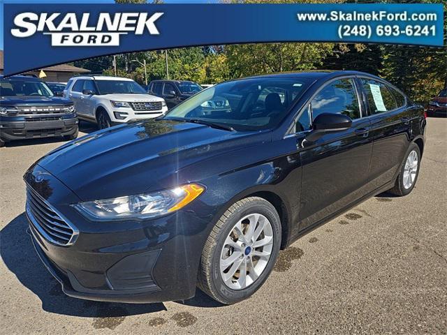 2020 ford fusion se