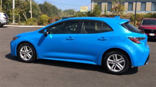 2022 toyota corolla hatchback se