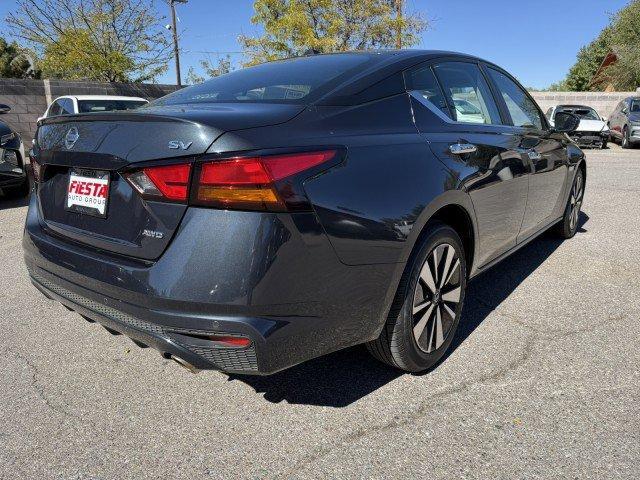 2022 nissan altima 2.5 sv