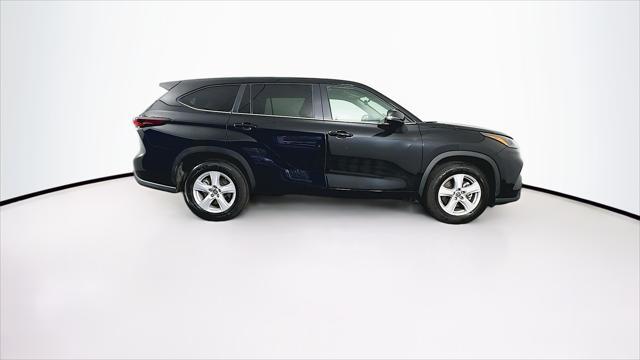 2024 toyota highlander le