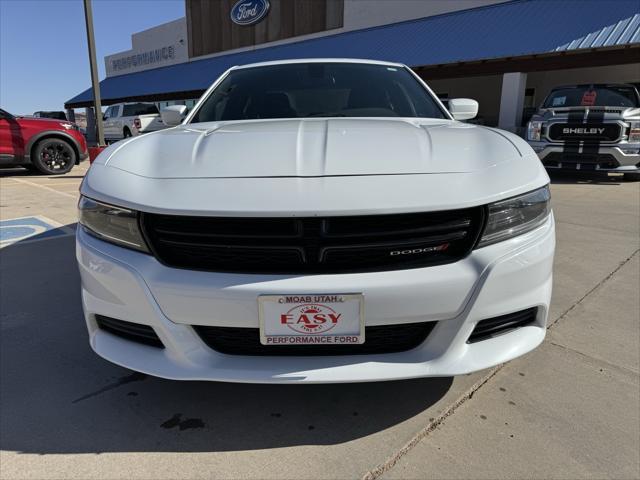2022 dodge charger sxt
