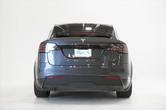 2022 tesla model x dual motor all-wheel drive
