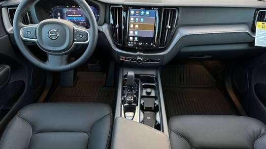 2025 Volvo XC60