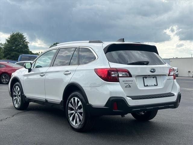 2018 subaru outback 2.5i touring in chattanooga, tennessee