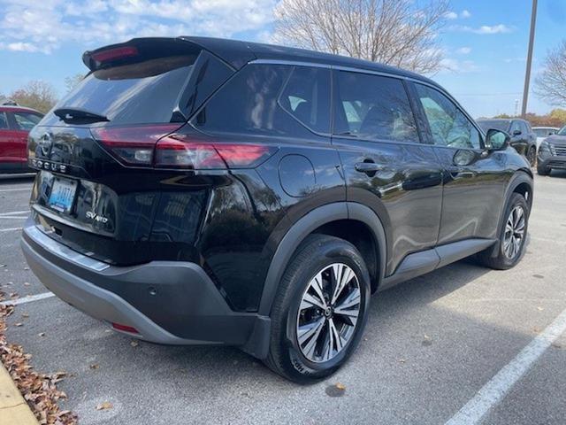 2021 nissan rogue sv