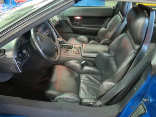 5.7l v8 6 speed manual low miles clean carfax