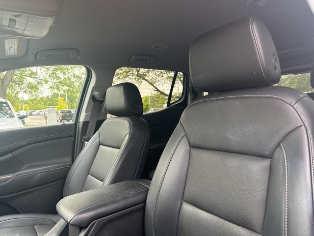 2022 gmc acadia awd slt