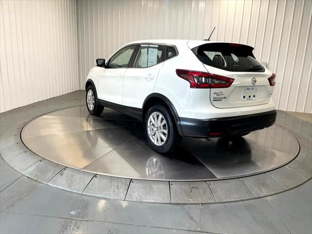 2021 nissan rogue sport s