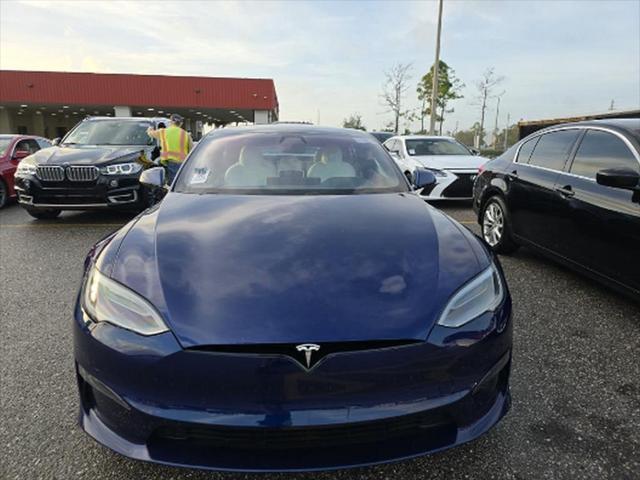 2022 tesla model s plaid