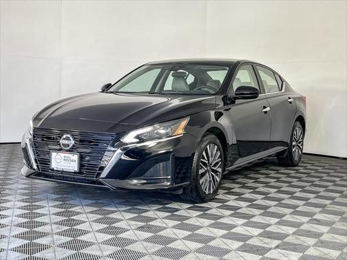 2023 nissan altima