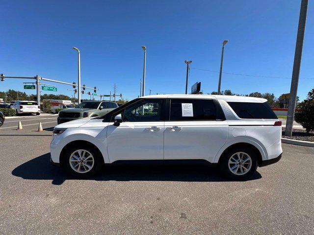 2024 kia carnival lx
