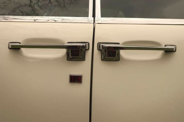 1961 lincoln continental convertible with factory a/c
